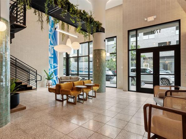 1701 Simond Ave 206, Austin TX 78723
