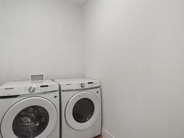 1701 Simond Ave 206, Austin TX 78723