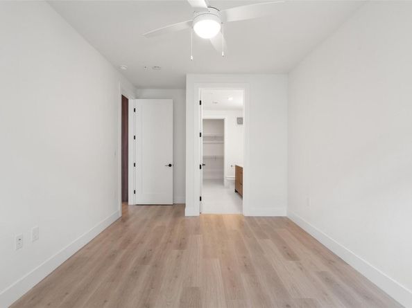 1701 Simond Ave 206, Austin TX 78723