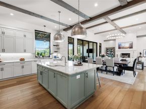 945 Rivercliff DR, Spicewood TX 78669