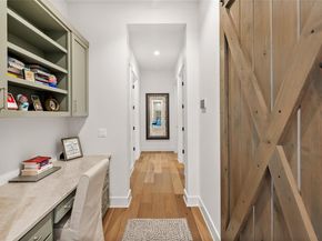 945 Rivercliff DR, Spicewood TX 78669