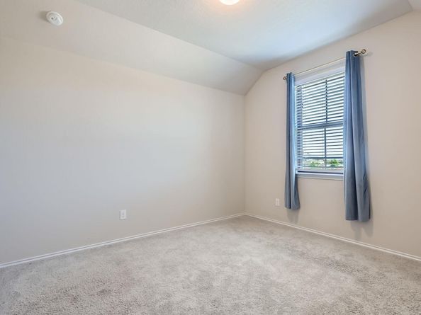100 Double Mountain RD, Liberty Hill TX 78642