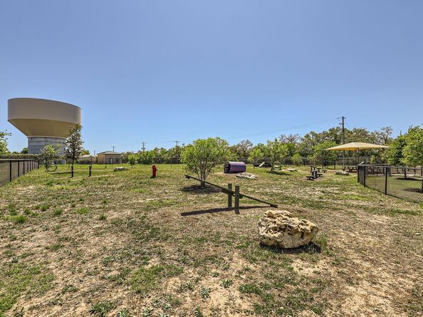 100 Double Mountain RD, Liberty Hill TX 78642