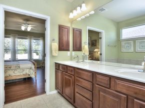 122 Lost Peak PATH, Georgetown TX 78633
