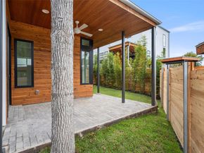 900 S 2nd ST 18, Austin TX 78704