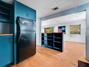 1181 Ridgeway DR, Austin TX 78702