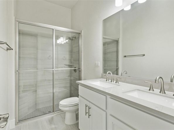 422 Sitlington LN, Austin TX 78738