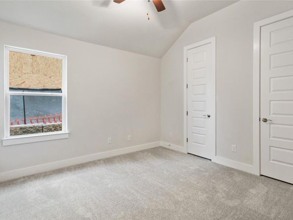 422 Sitlington LN, Austin TX 78738