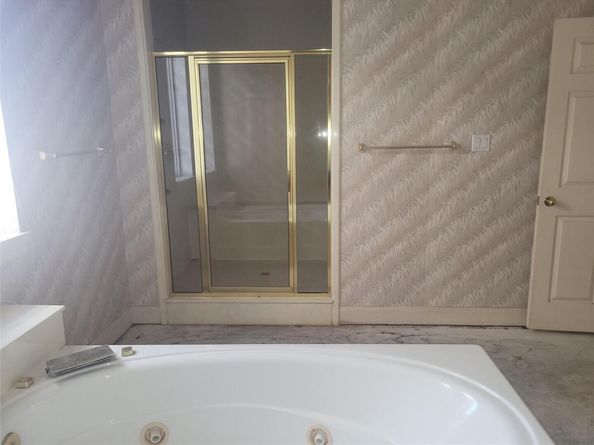 9103 Glenlake DR, Austin TX 78730