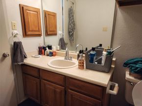 806 W 24th ST 202, Austin TX 78705