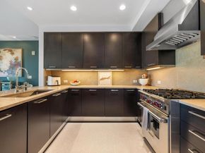 200 Congress Ave 13A, Austin TX 78701