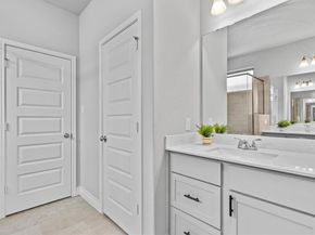 120 Freeman Loop LOOP, Liberty Hill TX 78642
