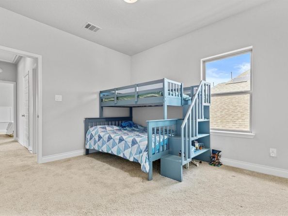 120 Freeman Loop LOOP, Liberty Hill TX 78642