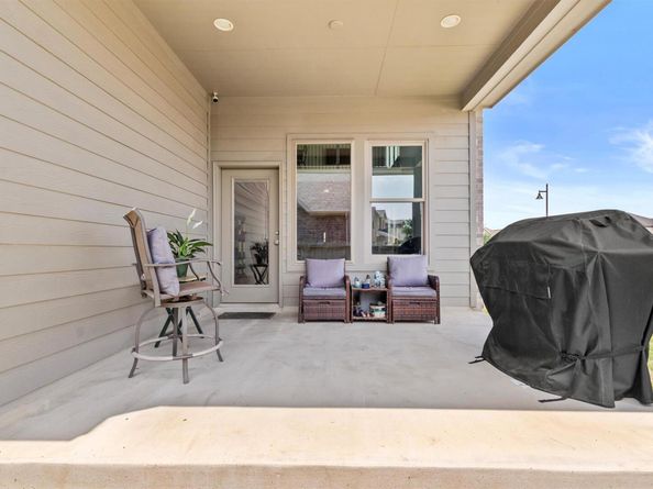 120 Freeman Loop LOOP, Liberty Hill TX 78642