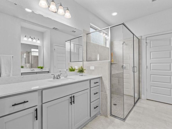 120 Freeman Loop LOOP, Liberty Hill TX 78642