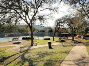 6110 Gardenridge HOLW, Austin TX 78750