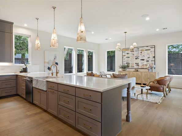 4600 Parkdale PL, Austin TX 78745