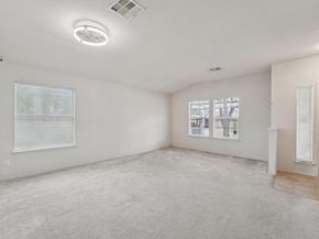 1724 Darjeeling DR, Pflugerville TX 78660