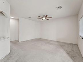 1724 Darjeeling DR, Pflugerville TX 78660