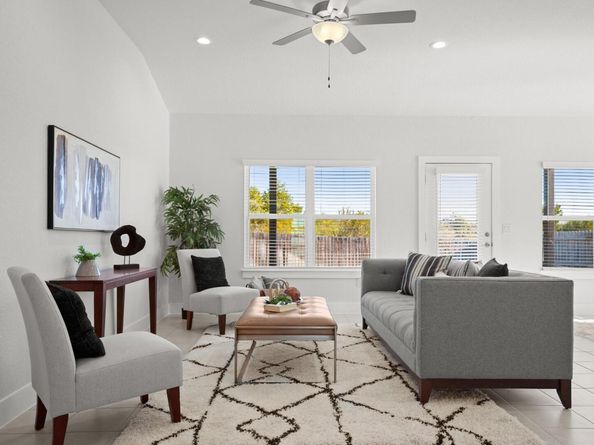 16416 Enamorado RD, Manor TX 78653