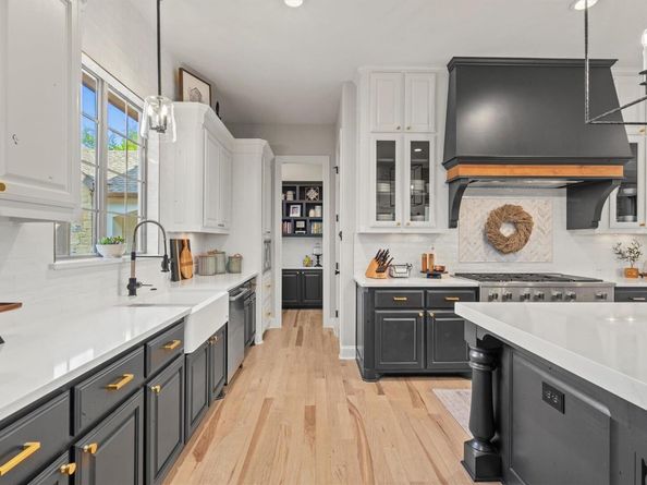 436 Santaluz PATH, Austin TX 78732