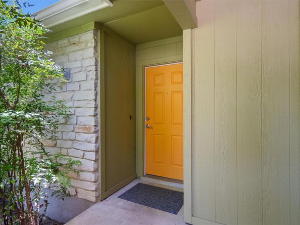 8105 S 1st ST, Austin TX 78748