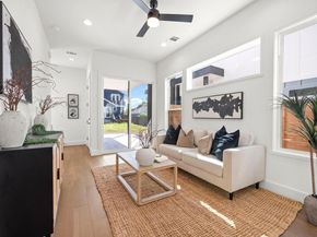 1407 Cedar Ave 2, Austin TX 78702