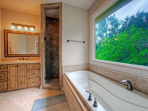 15705 Wildwood TRL, Austin TX 78734
