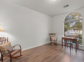 527 Oak Park DR, Round Rock TX 78681