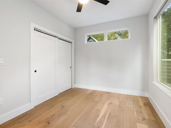 909 Philco DR 2, Austin TX 78745
