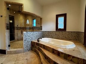 226 Canyon Turn TRL, Austin TX 78734