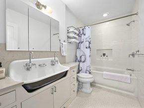 525 Barton BLVD, Austin TX 78704