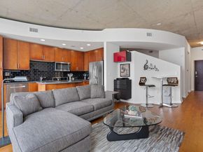 360 Nueces ST 1310, Austin TX 78701