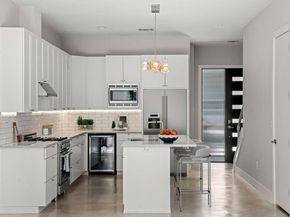 1912 Romeria DR B, Austin TX 78757