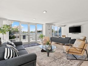 300 Bowie ST 902, Austin TX 78703