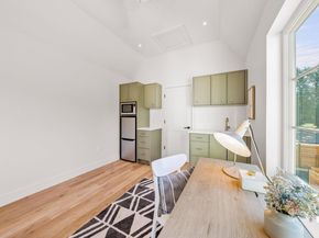 1802 Overhills DR A, Austin TX 78721