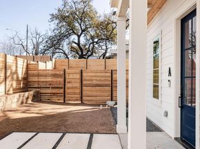 1802 Overhills DR A, Austin TX 78721