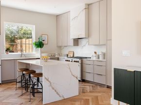1802 Overhills DR A, Austin TX 78721