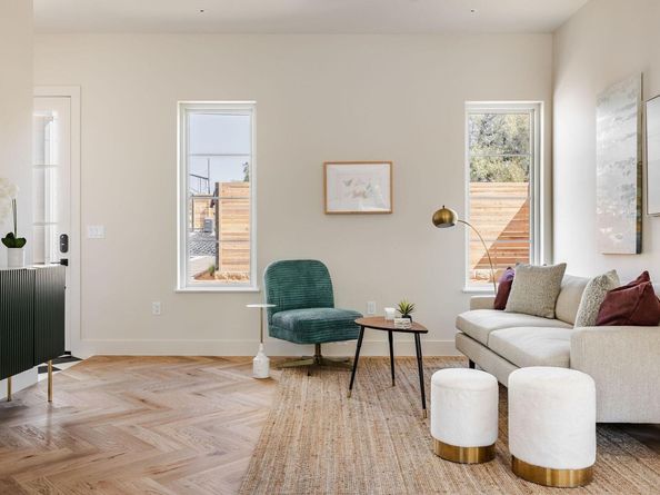 1802 Overhills DR A, Austin TX 78721