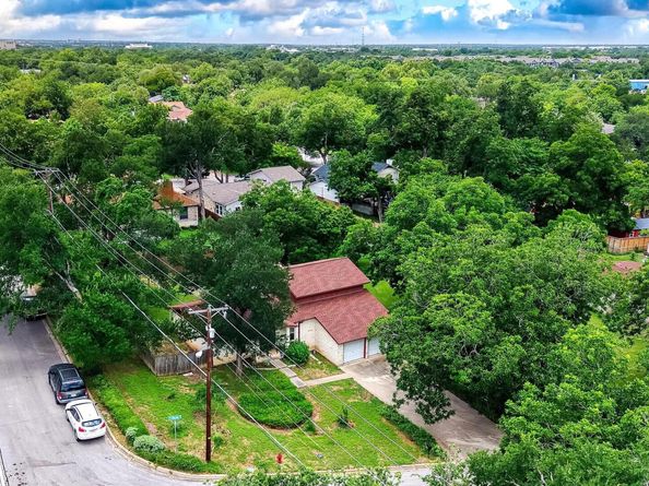 300 Pecan LN, Round Rock TX 78664
