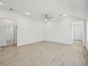8007 Shining Flor LN, Lago Vista TX 78645
