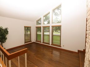 10901 Country Knoll KNLS, Austin TX 78750