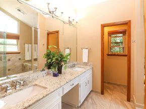 10901 Country Knoll KNLS, Austin TX 78750