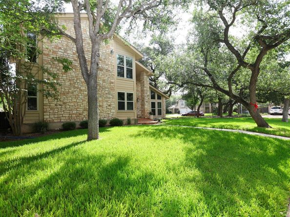 10901 Country Knoll KNLS, Austin TX 78750