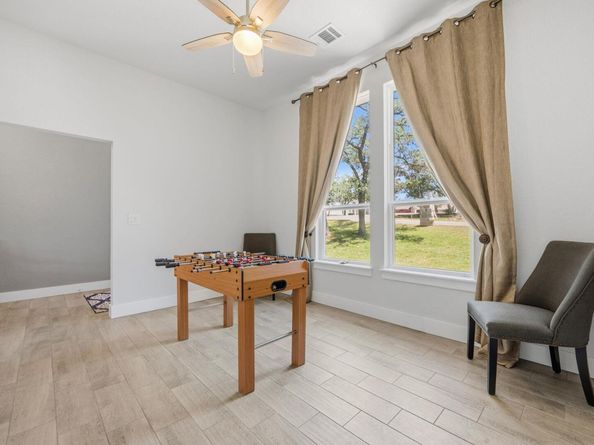 18605 Masters CV, Point Venture TX 78645