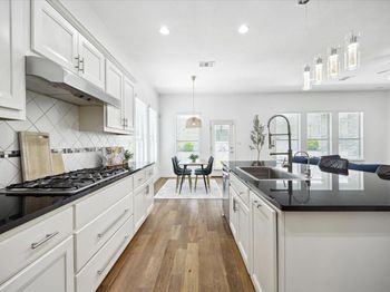 2216 Lookout Knoll DR