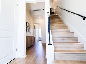 12001 Vista Parke DR 102, Austin TX 78726