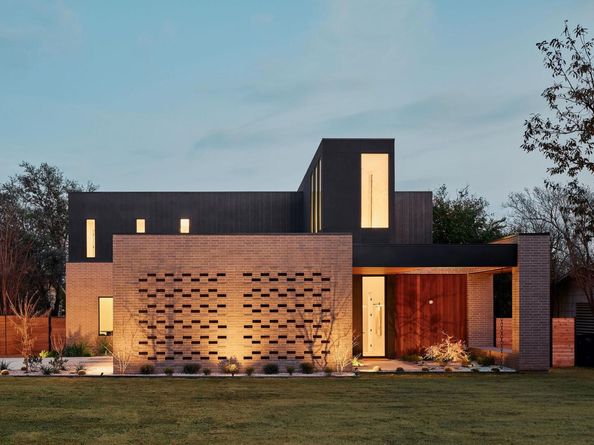 6411 Cary DR, Austin TX 78757