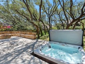 1427 Dapplegrey LN, Austin TX 78727