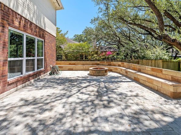 1427 Dapplegrey LN, Austin TX 78727